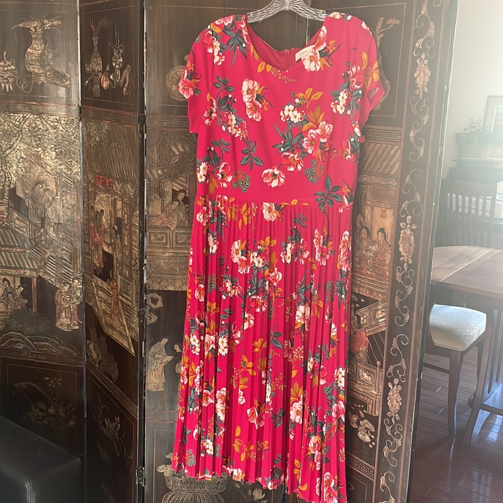 Size 14 pink floral LOFT dress
